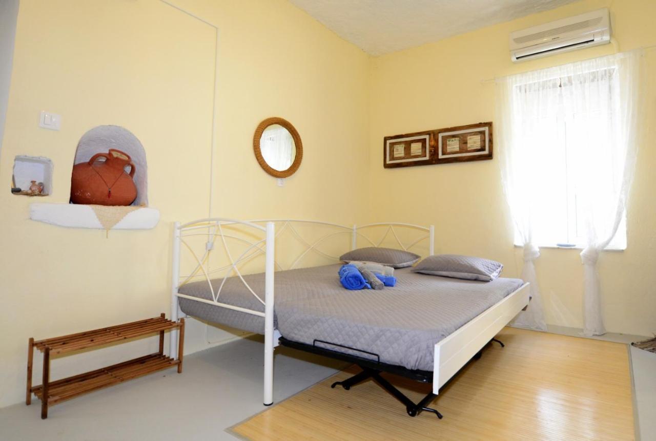 Traditional Cretan Country House Plokamianá Exterior photo